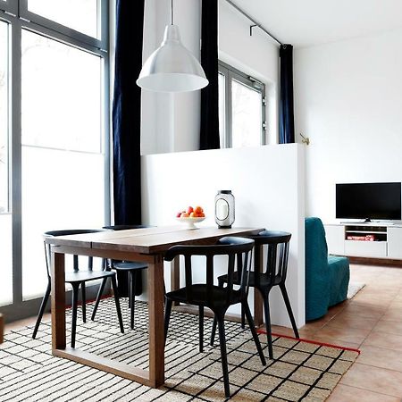 Swine L Rockchair Apartments L Cozy Family & Business Flair In City Center "Mitte" Modern Studio Boxspringbed Welcomes You! Berlin Eksteriør bilde